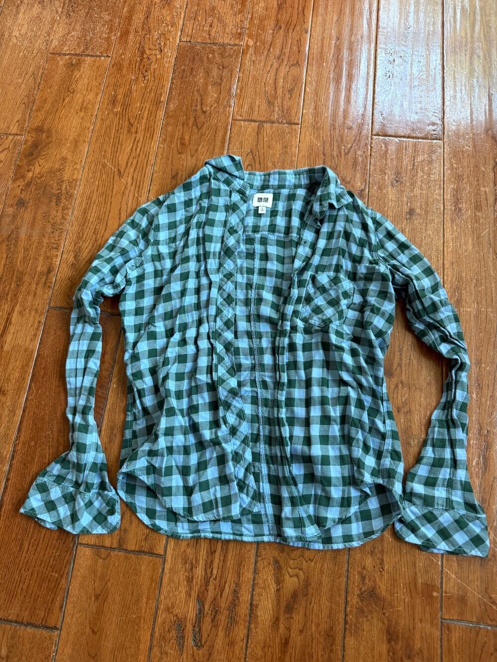 Uniqlo Checkered Blue and Green Flannel